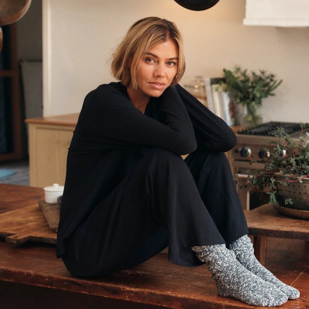 LAKE Relax Pants Set in Black XL BRAND NEW